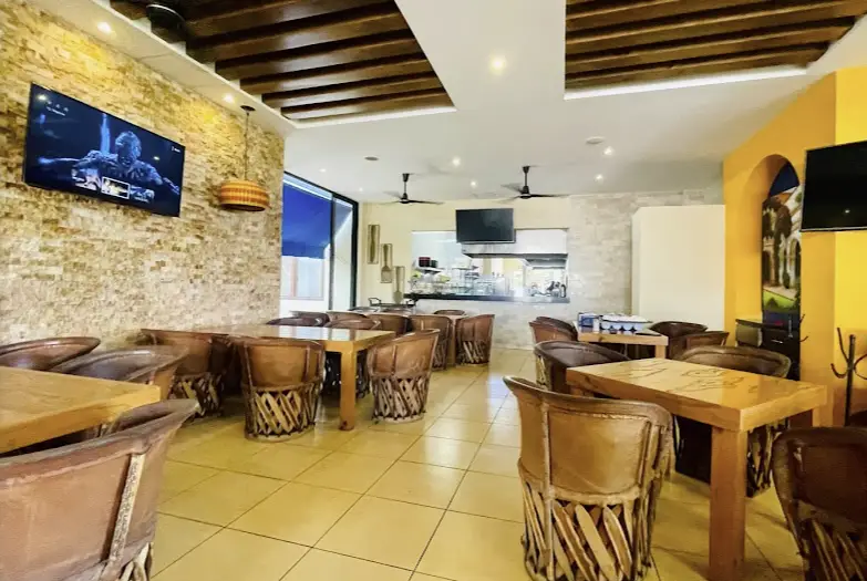 Alcatracez breakfast restaurant dream body clinic